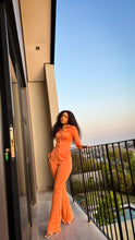Load image into Gallery viewer, Orange/Green Velvet long-set
